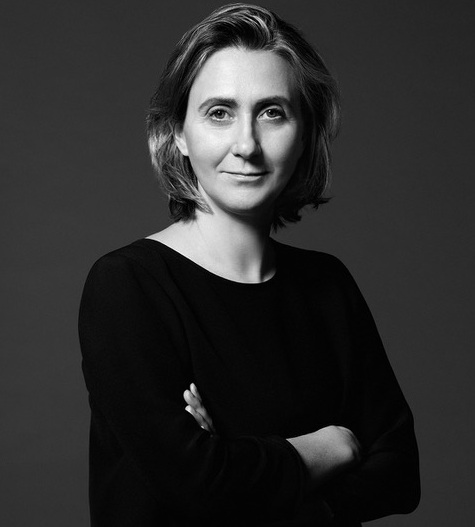 Portrait de Virginie Radice, Manager de transition en Direction Générale, experte mode et luxe pour PME-ETI internationales, pilotant transformation, performance financière, RSE, ESG et croissance durable